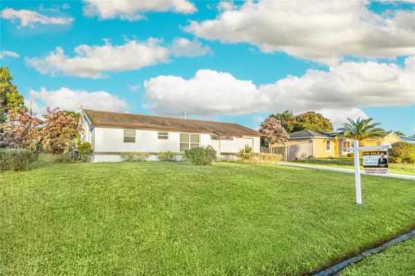 Cashmere Cove, 1885 SW Cameo Blvd, Port St. Lucie, Florida 34953, image 1