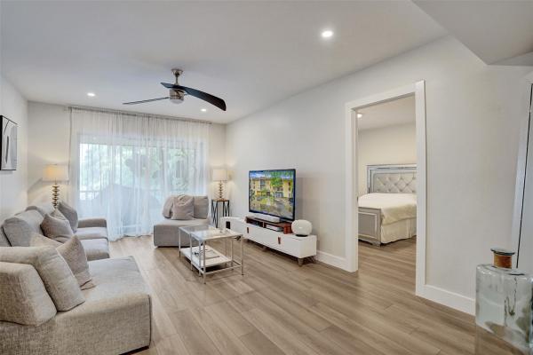 Casa Del Rio, 480 NW 20th St #303, Boca Raton, Florida 33431, image 1