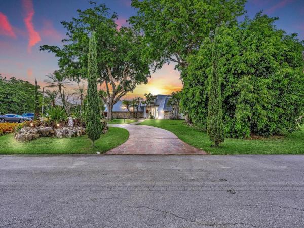 The Woodlands, 4601 Bayberry Ln, Tamarac, Florida 33319, image 1
