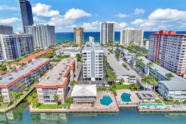 Ashleigh House, 3113 S Ocean Dr #906, Hallandale Beach, Florida 33009, image 1