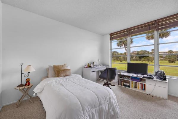 Palm-Aire Country Club 9, 905 Cypress Ter #202, Pompano Beach, Florida 33069, image 1