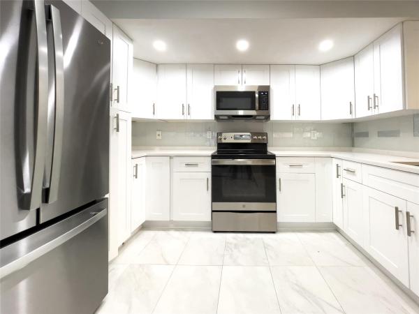 Grand Marquis, 10121 W Sunrise Blvd #102, Plantation, Florida 33322, image 1
