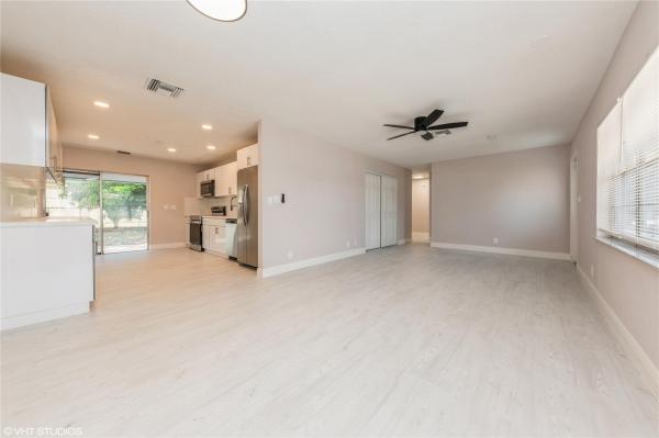 Palm Beach Lakes South, 218 Wrena Dr, West Palm Beach, Florida 33409, image 2