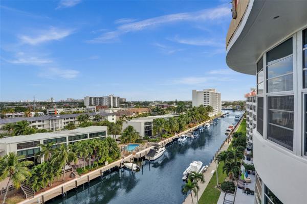 Ridgeview Towers, 3051 NE 48th St #703, Fort Lauderdale, Florida 33308, image 1