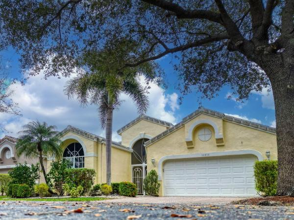 The Club At Indian Lakes, 10410 Gold Leaf Dr, Boynton Beach, Florida 33437, image 1