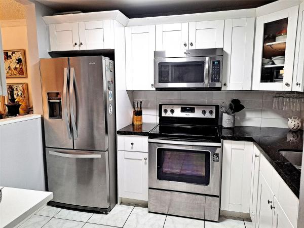 Sunrise Lakes 3, 9801 Sunrise Lks #211, Sunrise, Florida 33322, image 1