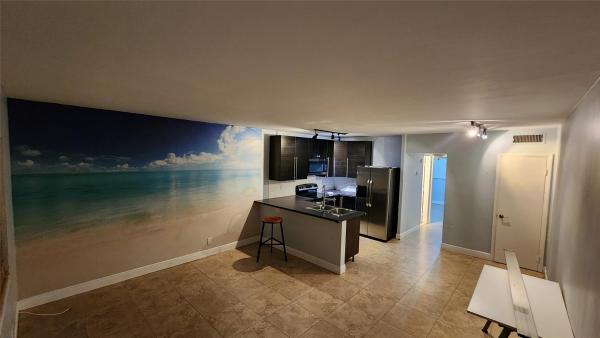 Envoy North, 467 Golden Isles Dr #107, Hallandale Beach, Florida 33009, image 1