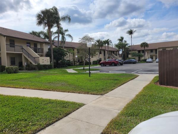 Karanda Village 2, 4345 Carambola Cir #2657, Coconut Creek, Florida 33066, image 1