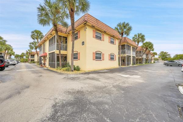 Barcelona Gardens, 101 E Mcnab Rd #122, Pompano Beach, Florida 33060, image 1