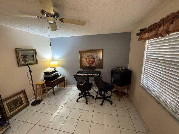 Meadowbrook Lakes View, 401 SE 3rd St #604, Dania Beach, Florida 33004, image 1