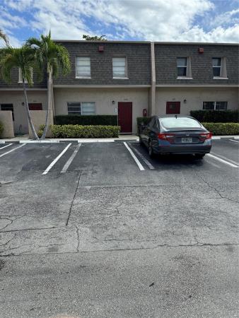 Blue Lake Townhouses, 3314 Mallard Close #77, Pompano Beach, Florida 33064, image 1