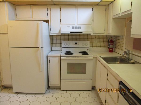 Concord Village, 7850 W Mcnab Rd #204, Tamarac, Florida 33321, image 3