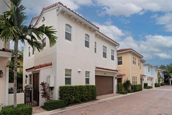 Village At Victoria Park, 925 N Victoria Park Rd, Fort Lauderdale, Florida 33304, image 1
