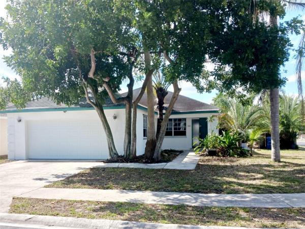 Wandering Trail At Indian Creek, 122 Wandering Trl, Jupiter, Florida 33458, image 1