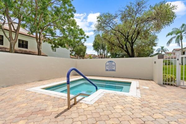 Quail Run, 2301 Aspen Way, Boynton Beach, Florida 33436, image 2