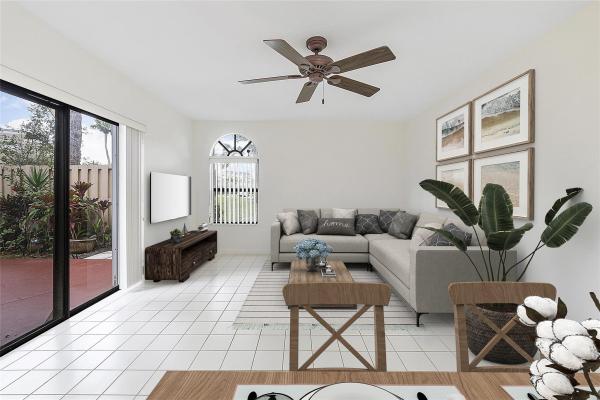 Chateau Wood, 4260 Village Dr #C, Delray Beach, Florida 33445, image 2