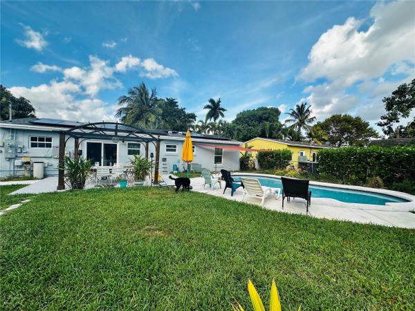 Broadview Country Club Estates, 6440 SW 16th St, North Lauderdale, Florida 33068, image 1