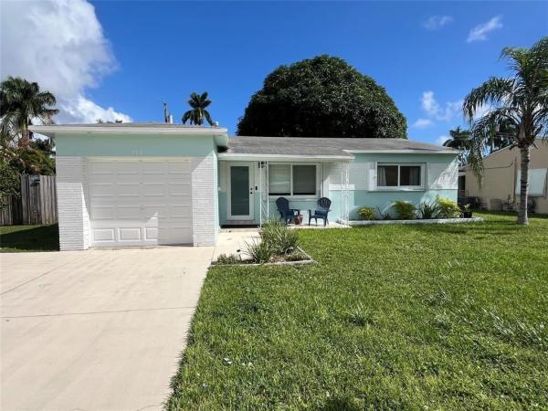 Orangebrook Golf Estates, 703 N 32nd Ct, Hollywood, Florida 33021, image 1