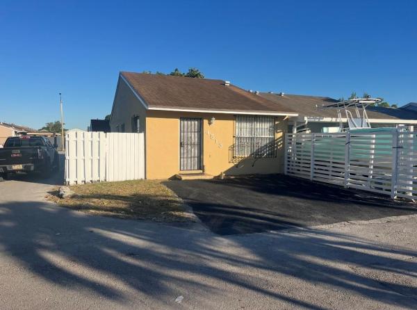 Kings Gardens, 4513 NW 185th St #4513, Miami Gardens, Florida 33055, image 1