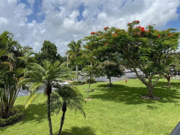 165 Brighton D, Boca Raton, Florida 33434, image 2