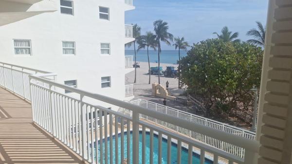 Andoric, 901 S Surf Rd #304, Hollywood, Florida 33019, image 1