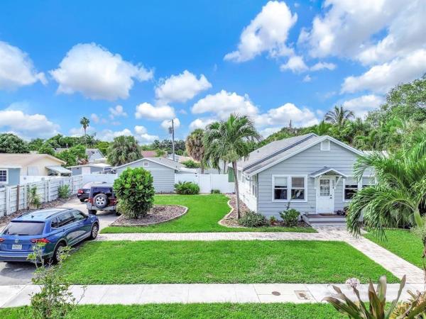Colonial Estates, 524 Palmetto St, West Palm Beach, Florida 33405, image 1