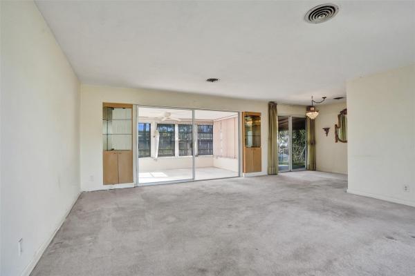Cypress Harbor, 110 SE 13th St, Pompano Beach, Florida 33060, image 2