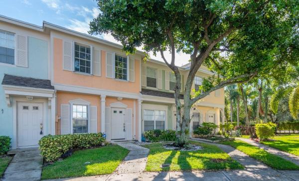 Coconuts, 65 Whitehead Cir #65, Weston, Florida 33326, image 1