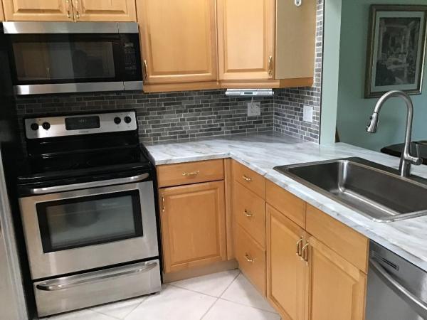 Oriole Gardens 3, 7500 NW 1st St #206, Margate, Florida 33063, image 1