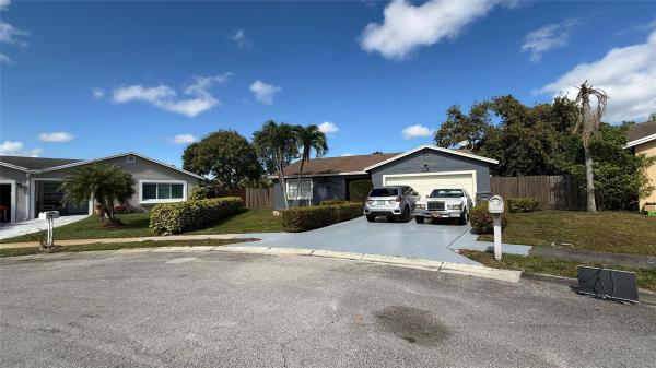 Boca Dunes Golf & Country Club, 9261 SW 16th Rd, Boca Raton, Florida 33428, image 1