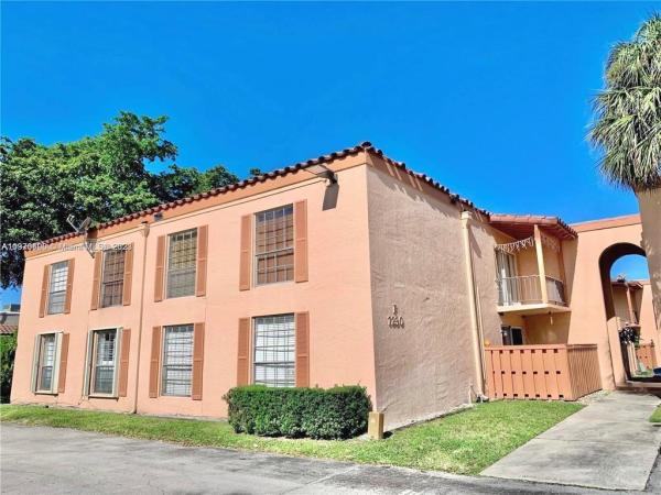 Cypress Village, 7230 Fairway Dr #F8, Miami Lakes, Florida 33014, image 1