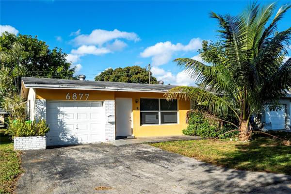 Gold Key Villas, 6877 NW 29th Ct, Sunrise, Florida 33313, image 1