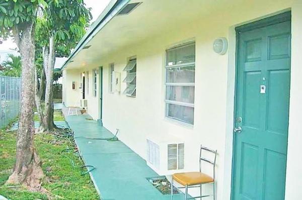Middle River Terrace, 1507 NE 5th Ave, Fort Lauderdale, Florida 33304, image 1