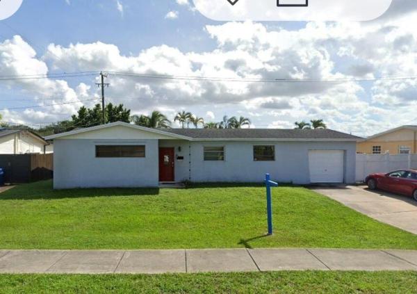 8310 NW 172nd St, Hialeah, Florida 33015, image 1