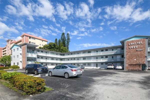 Crystal Lake 1021, 1021 Crystal Lake Dr #314, Deerfield Beach, Florida 33064, image 1