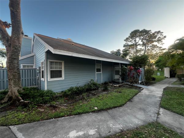 Players Place, 2009 Champions Way #2009, North Lauderdale, Florida 33068, image 1