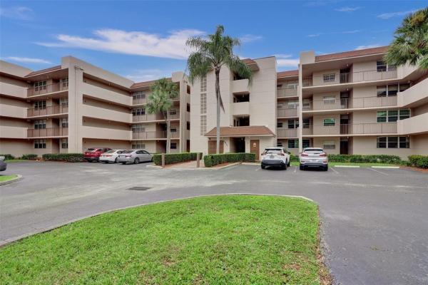 Sabal Palm Of Pine Island Ridge, 1911 Sabal Palm Dr #205, Davie, Florida 33324, image 1