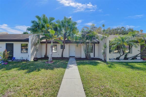 Bent Tree, 13806 SW 54th St, Kendale Lakes, Florida 33175, image 1