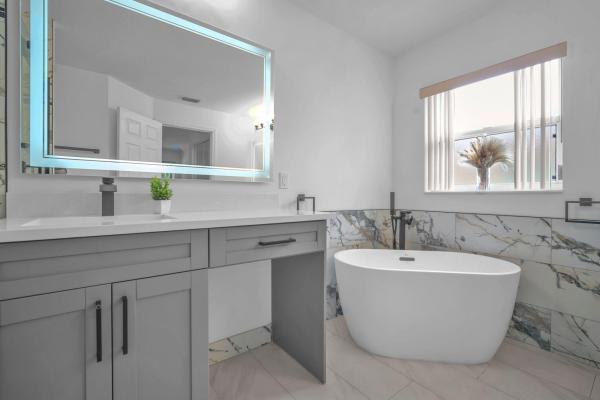 Saddle Brook, 122 Chestnut Cir, Royal Palm Beach, Florida 33411, image 1