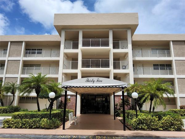 Palm-Aire Country Club 3, 3151 S Palm Aire Dr #104, Pompano Beach, Florida 33069, image 1