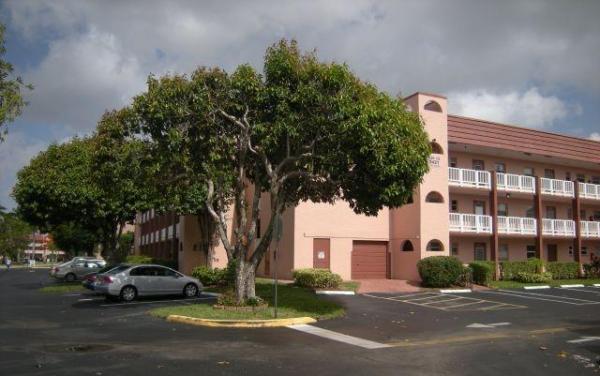 Sunrise Lakes 3, 9421 Sunrise Lakes Blvd #101, Sunrise, Florida 33322, image 1