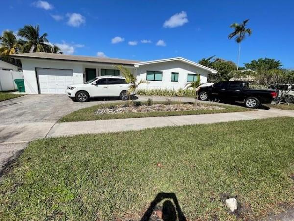 2311 NE 193rd St, Unincorporated Dade County, Florida 33180, image 1
