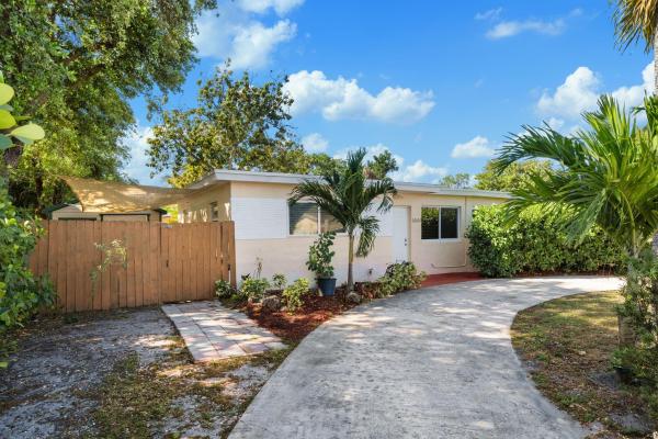 Miami Gardens Estates, 5844 SW 26th St, West Park, Florida 33023, image 1