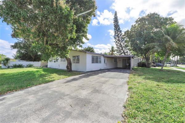 Patterson Park, 5710 NE 2nd Ter, Oakland Park, Florida 33334, image 1