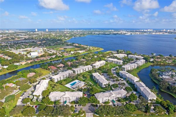 Whitehall, 3650 Whitehall Dr #201, West Palm Beach, Florida 33401, image 1