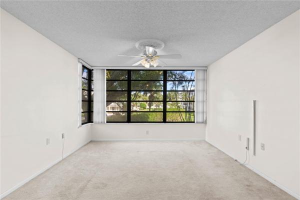 Whitehall, 3650 Whitehall Dr #201, West Palm Beach, Florida 33401, image 2