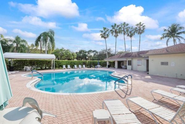 Applewood Village 4, 2907 Carambola Cir S #506, Coconut Creek, Florida 33066, image 1