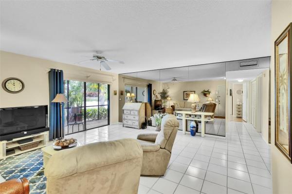 Hidden Woods Of Deer Creek, 147 Deer Creek Blvd #402, Deerfield Beach, Florida 33442, image 2