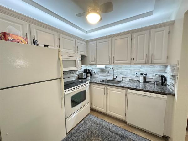 Ashby, 3028 Ashby D, Deerfield Beach, Florida 33442, image 3