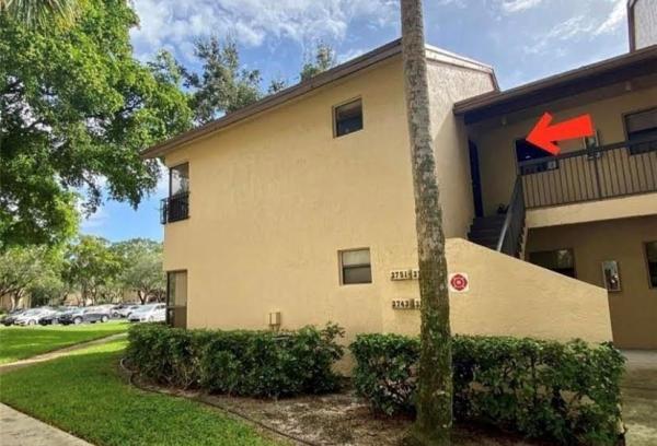 Karanda Village 3, 3751 Cocoplum Cir #3564, Coconut Creek, Florida 33063, image 1